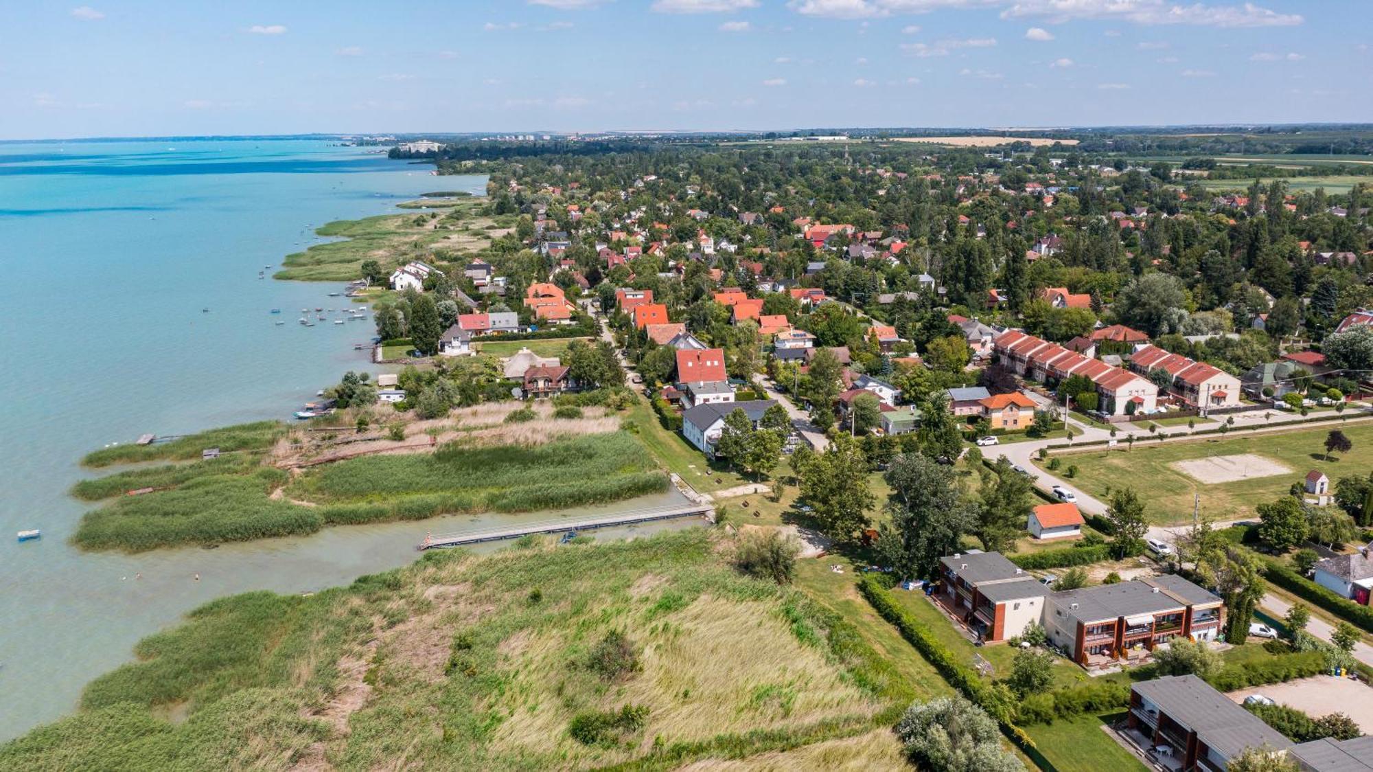 Balatonic Apartman Zamárdi Exteriör bild